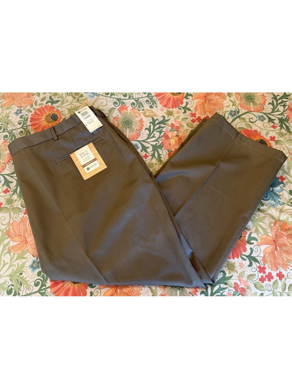 NEW Haggar Work To Weekend Khakis Classic Fit Expanding Waist Pants 48” X 30”